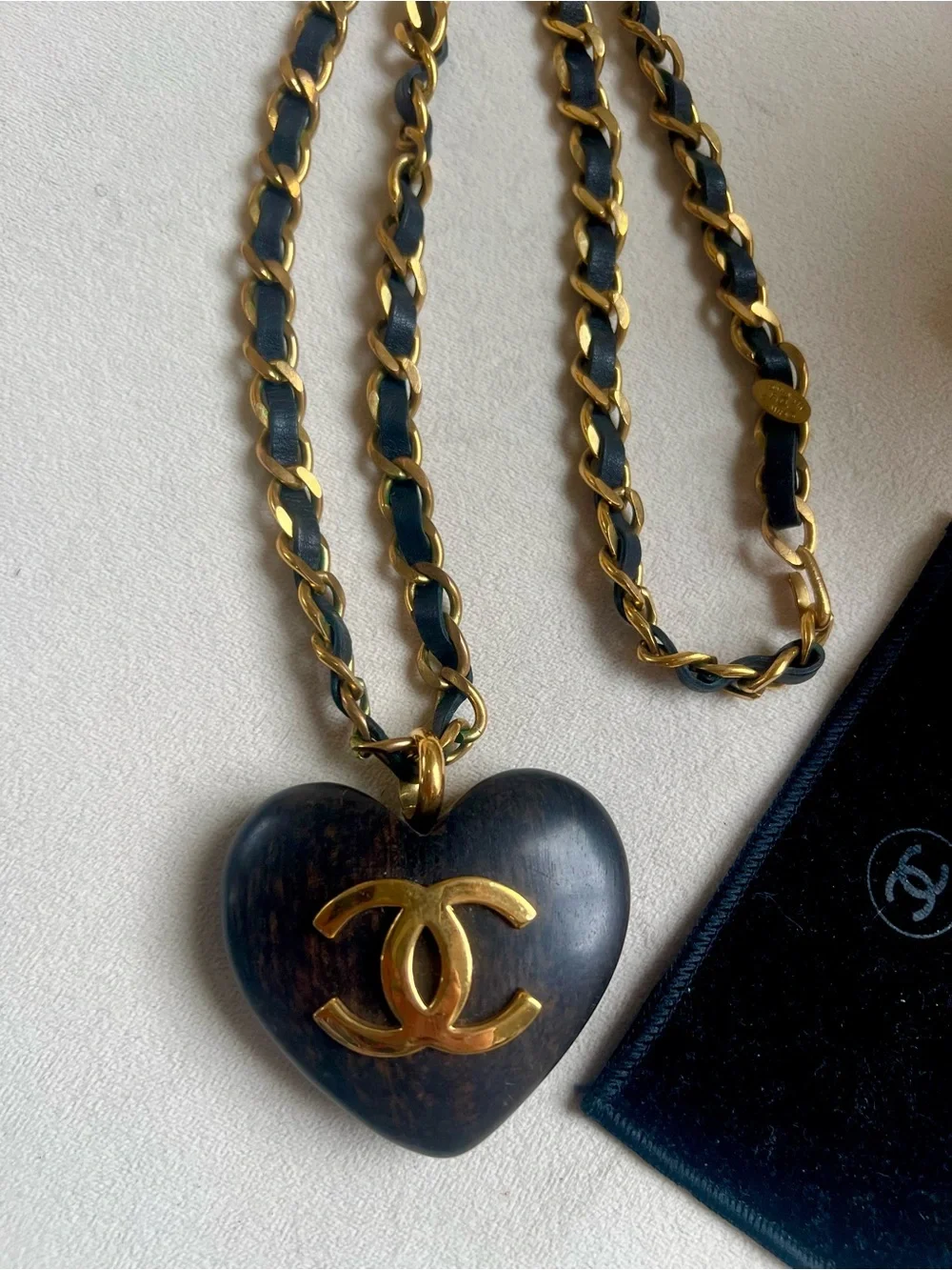 Rare🔥Chanel 1992 Large Wood heart 24K Gold Plated Hardware Necklace